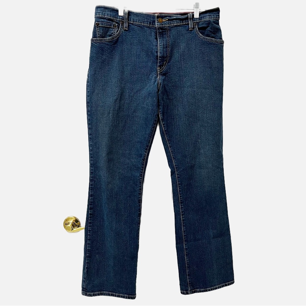 Levi’s 550 Relaxed Bootcut Jeans Size 14L